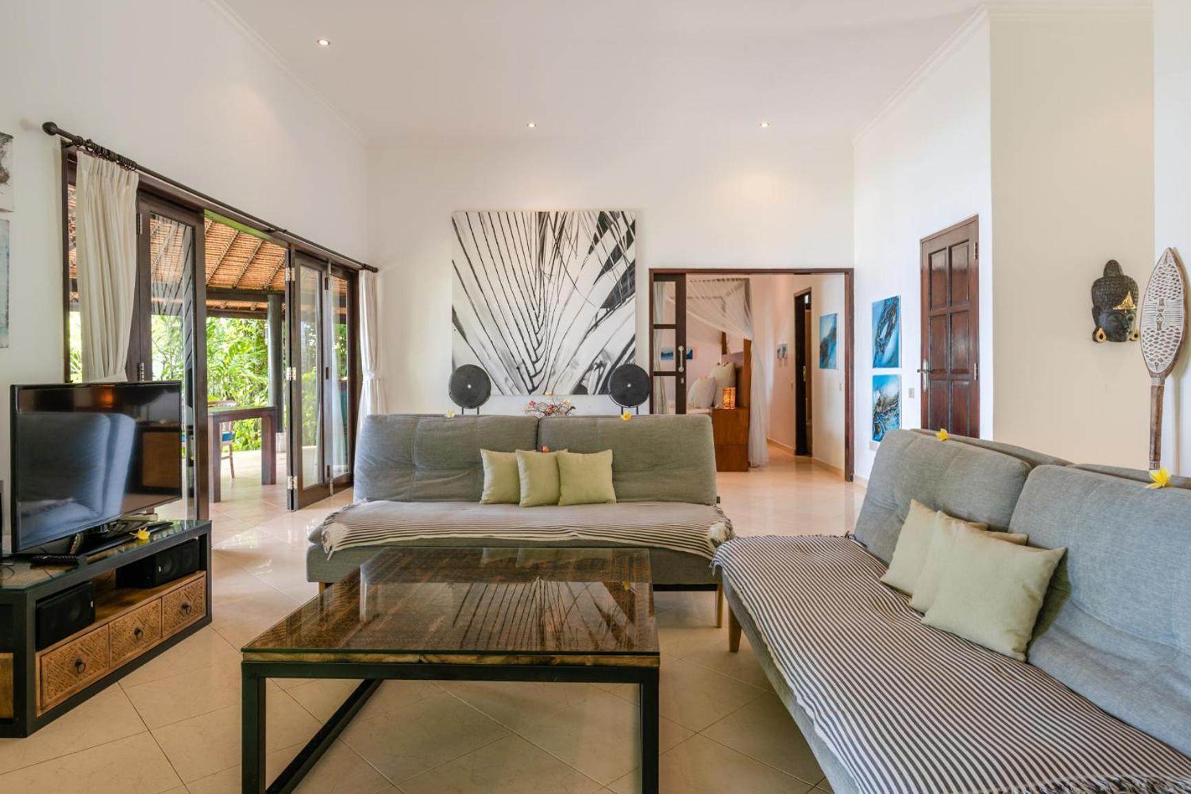 Gorgeous Beachfront Villa Lovina Banjar  Exterior foto