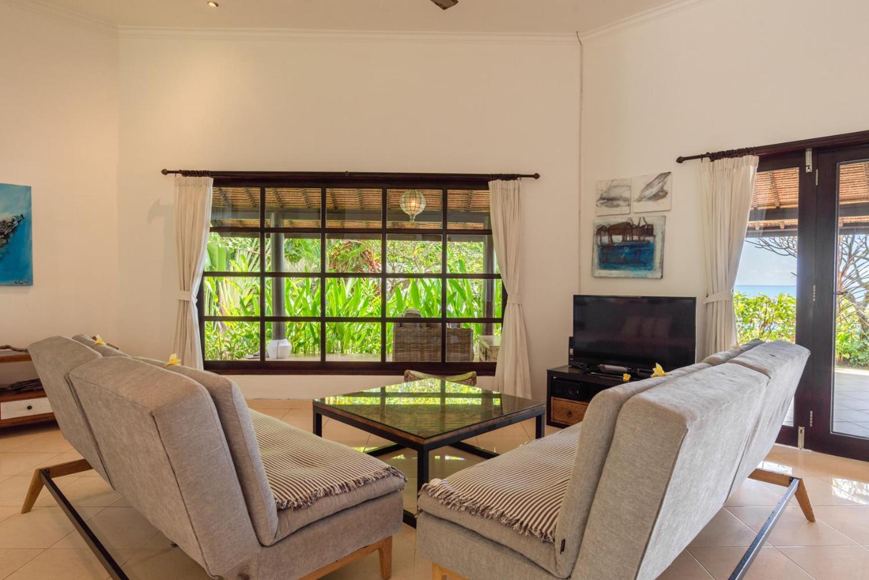 Gorgeous Beachfront Villa Lovina Banjar  Exterior foto