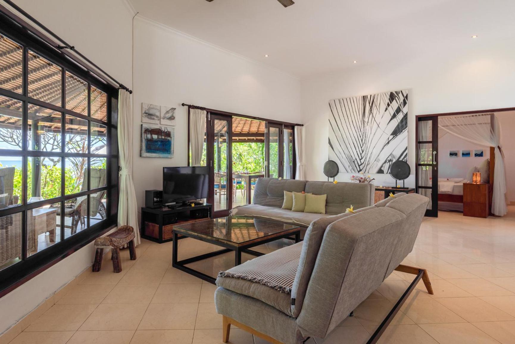 Gorgeous Beachfront Villa Lovina Banjar  Exterior foto