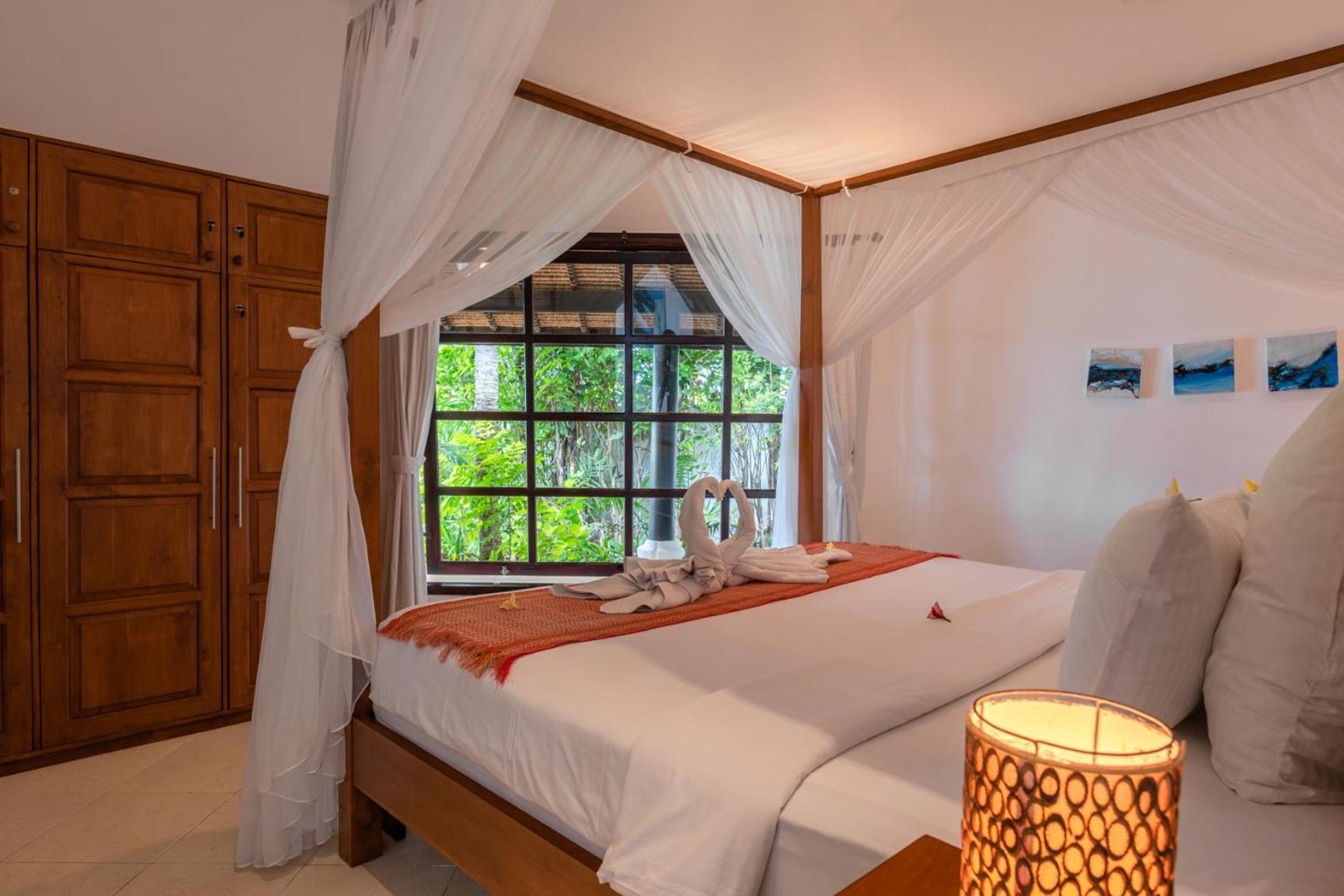 Gorgeous Beachfront Villa Lovina Banjar  Exterior foto